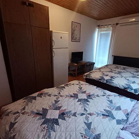 Szuzanna Fenyves Panzio Bed & Breakfast Siofok Ngoại thất bức ảnh